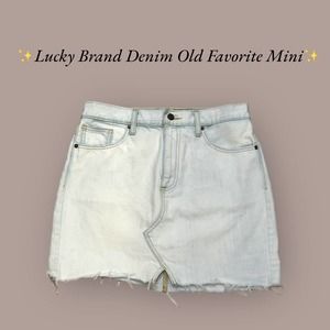 ✨Lucky Brand Old Favorite Mini Denim Skirt.‎ Size 6/28✨